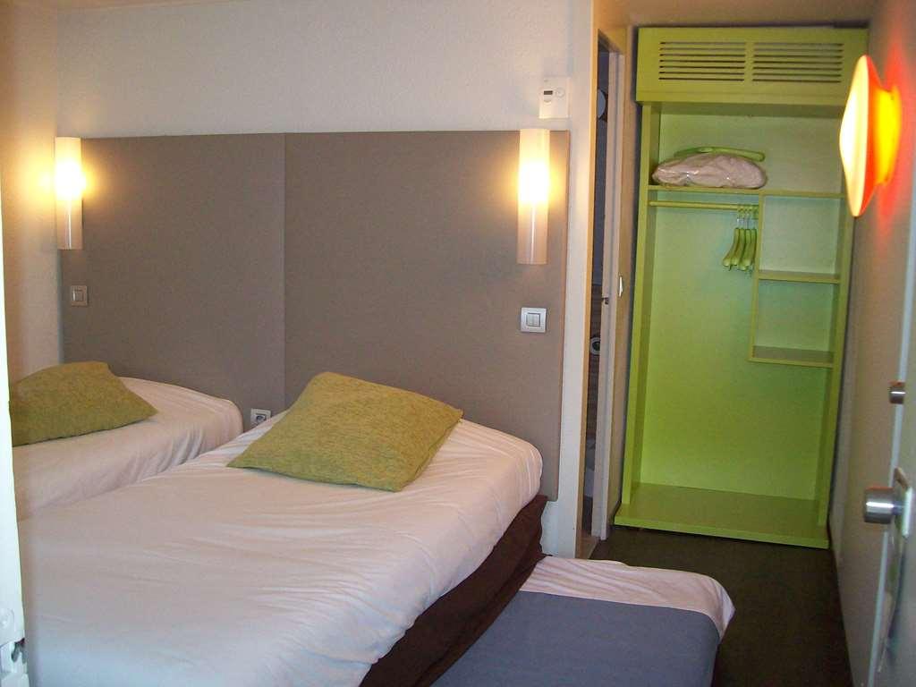 แคมปานิล เรม อุเอสท์ ตินเก้อ Hotel แตงเกอซ์ ภายนอก รูปภาพ