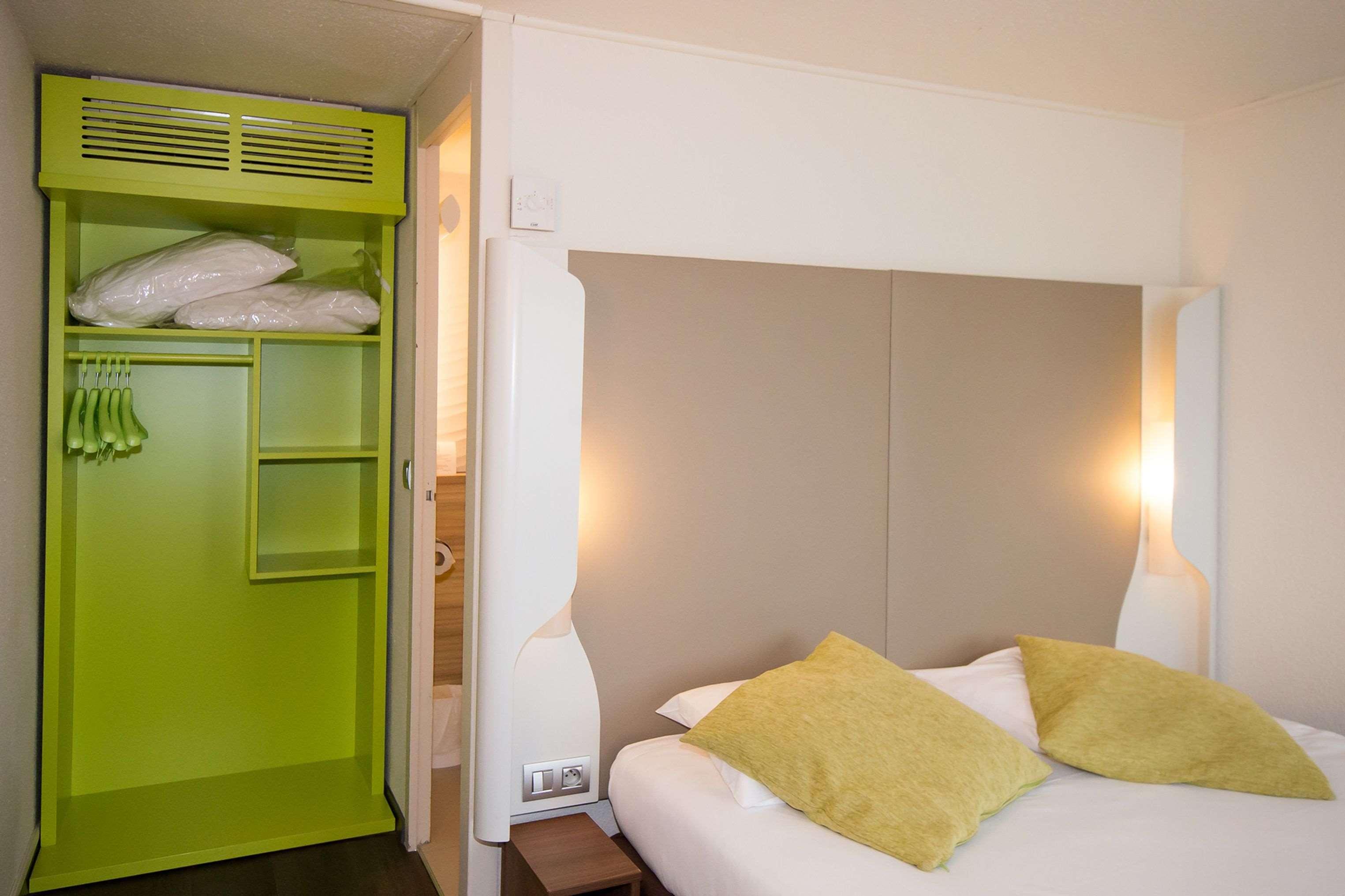 แคมปานิล เรม อุเอสท์ ตินเก้อ Hotel แตงเกอซ์ ภายนอก รูปภาพ