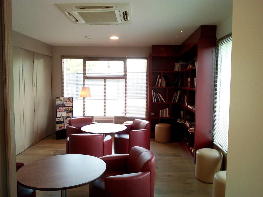 แคมปานิล เรม อุเอสท์ ตินเก้อ Hotel แตงเกอซ์ ภายนอก รูปภาพ